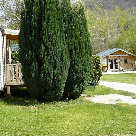 Camping Le Rey Louvie Juzon Exterior foto