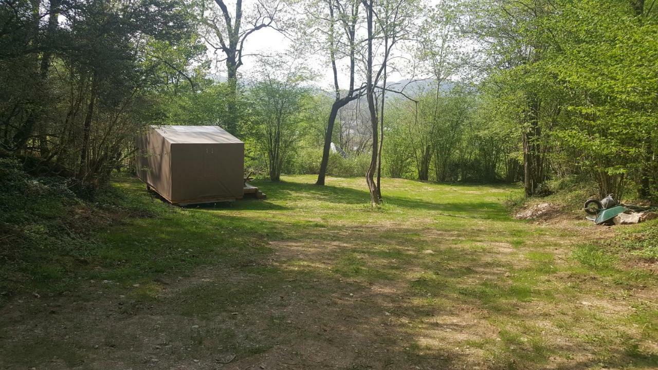 Camping Le Rey Louvie Juzon Exterior foto